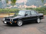 BMW M5 1986 года (US)
